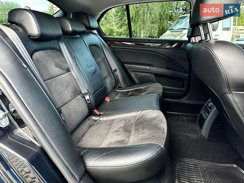 Лифтбек Skoda Superb 2014 в Львове