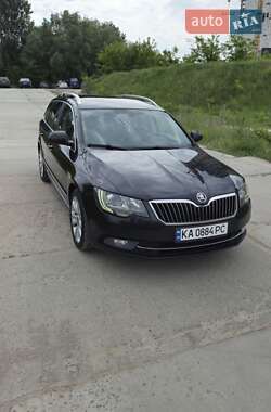 Универсал Skoda Superb 2013 в Киеве