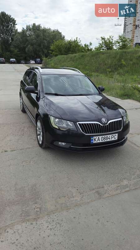 Универсал Skoda Superb 2013 в Киеве