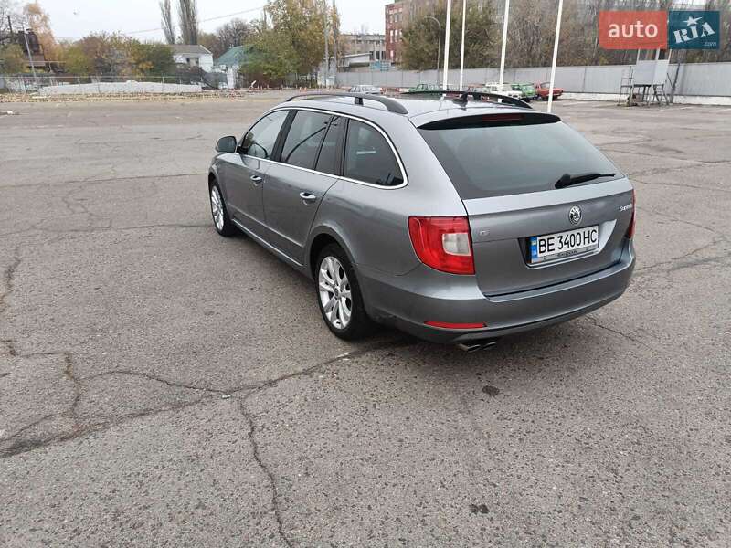 Универсал Skoda Superb 2011 в Николаеве