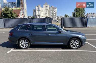 Универсал Skoda Superb 2019 в 