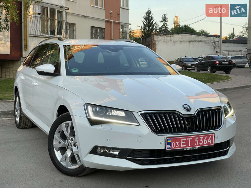 Універсал Skoda Superb 2019 в Тернополі