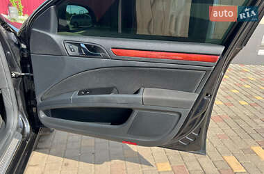 Лифтбек Skoda Superb 2012 в 