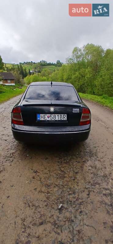 Лифтбек Skoda Superb 2003 в Турке