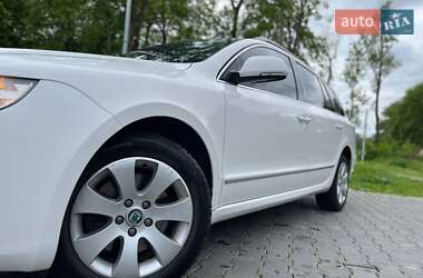 Универсал Skoda Superb 2012 в 