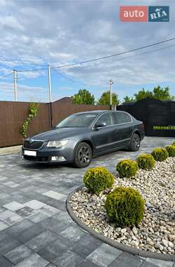 Лифтбек Skoda Superb 2009 в Мукачево