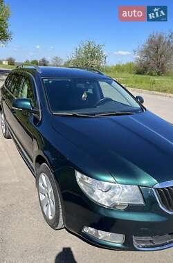 Универсал Skoda Superb 2010 в 