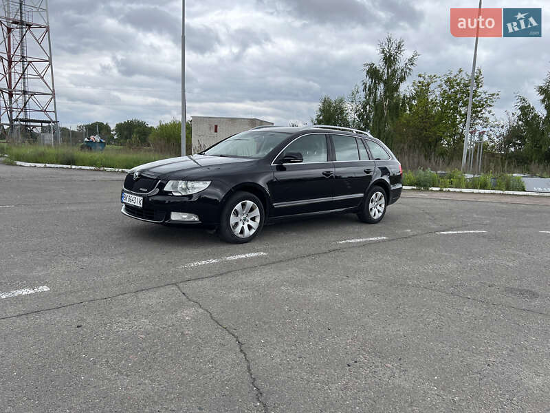 Универсал Skoda Superb 2012 в Бродах