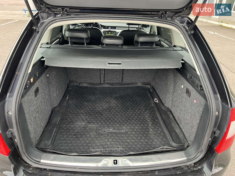 Универсал Skoda Superb 2012 в Бродах