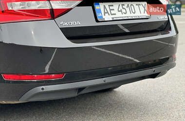 Ліфтбек Skoda Superb 2016 в 
