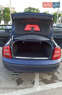 Лифтбек Skoda Superb 2002 в 