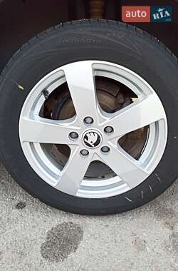 Лифтбек Skoda Superb 2002 в 