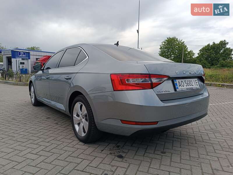 Ліфтбек Skoda Superb 2019 в Мукачевому