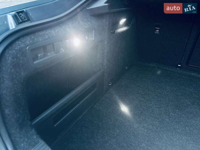 Ліфтбек Skoda Superb 2019 в Мукачевому
