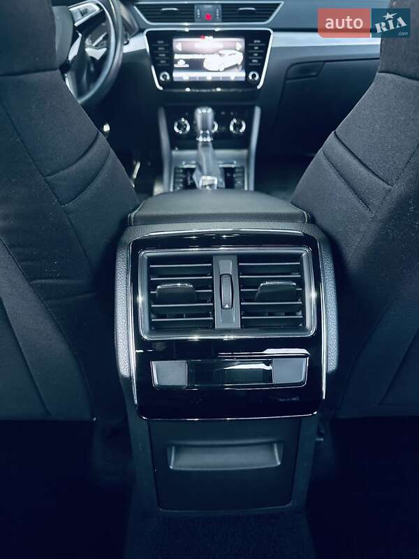 Ліфтбек Skoda Superb 2019 в Мукачевому