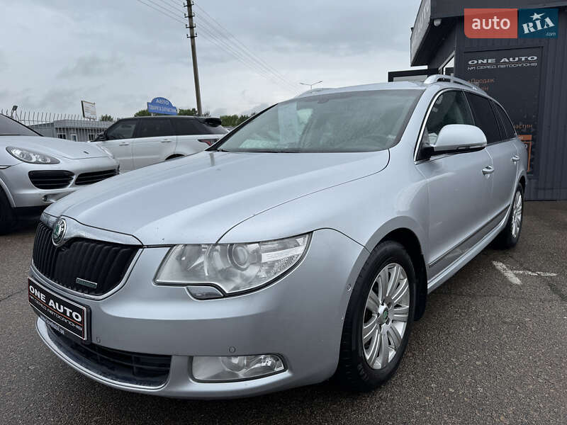 Універсал Skoda Superb 2011 в Києві