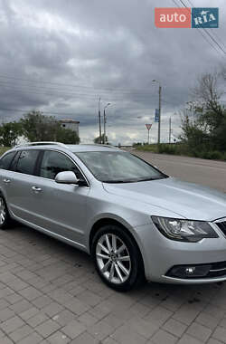 Універсал Skoda Superb 2014 в Кривому Розі