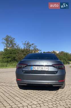 Лифтбек Skoda Superb 2021 в 
