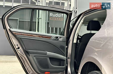 Лифтбек Skoda Superb 2014 в 