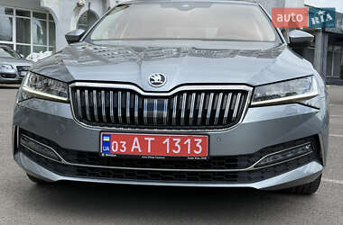 Лифтбек Skoda Superb 2019 в Луцке