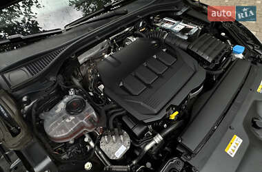 Ліфтбек Skoda Superb 2021 в 