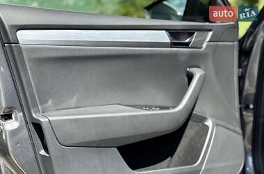 Лифтбек Skoda Superb 2023 в 