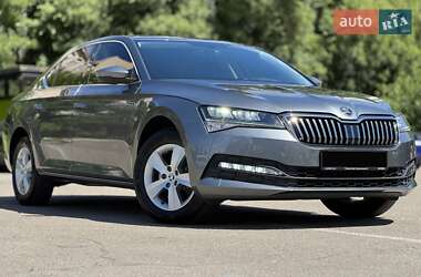 Ліфтбек Skoda Superb 2023 в Києві