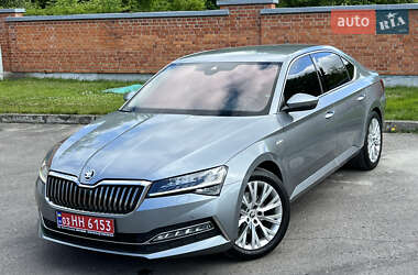 Лифтбек Skoda Superb 2021 в 