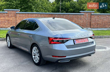 Лифтбек Skoda Superb 2021 в 
