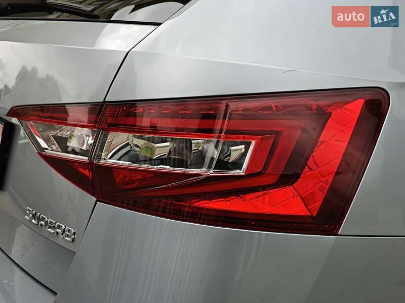 Універсал Skoda Superb 2018 в Луцьку