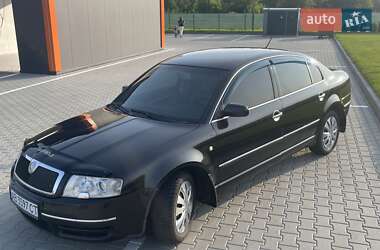 Лифтбек Skoda Superb 2002 в Виннице