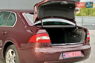 Лифтбек Skoda Superb 2009 в 
