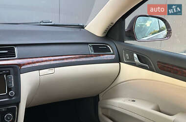 Лифтбек Skoda Superb 2009 в 