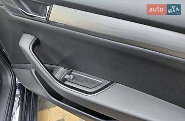 Универсал Skoda Superb 2018 в 