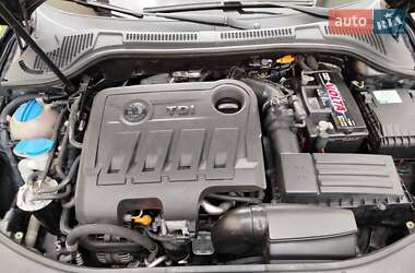 Універсал Skoda Superb 2011 в 