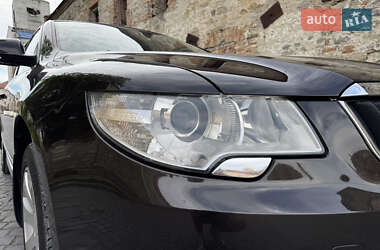 Лифтбек Skoda Superb 2012 в 