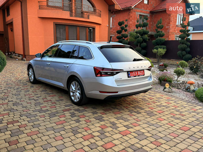 Універсал Skoda Superb 2020 в Мукачевому