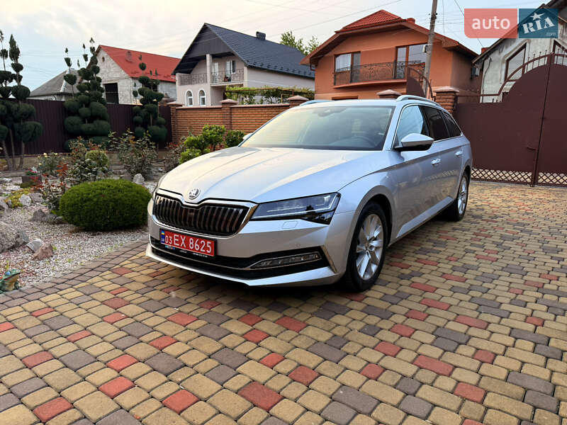 Універсал Skoda Superb 2020 в Мукачевому