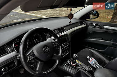Универсал Skoda Superb 2013 в 
