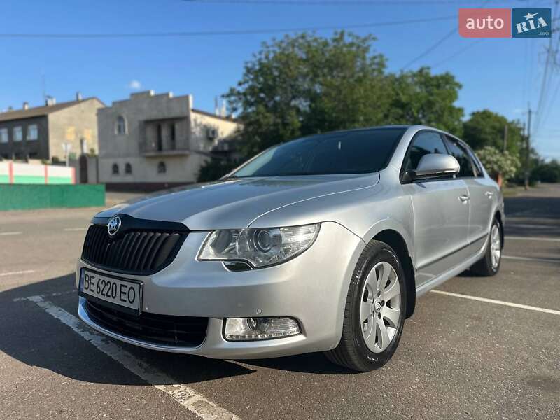 Лифтбек Skoda Superb 2013 в Доброславе