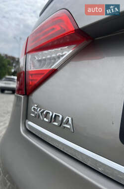 Лифтбек Skoda Superb 2013 в 