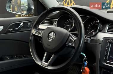Универсал Skoda Superb 2015 в 