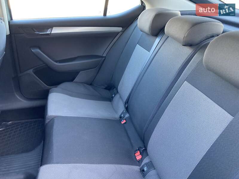 Лифтбек Skoda Superb 2018 в Чернигове