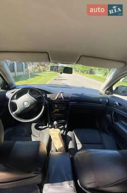 Лифтбек Skoda Superb 2006 в 