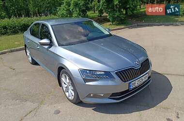Лифтбек Skoda Superb 2016 в 