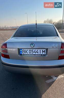 Ліфтбек Skoda Superb 2006 в 