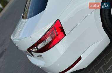 Ліфтбек Skoda Superb 2016 в 