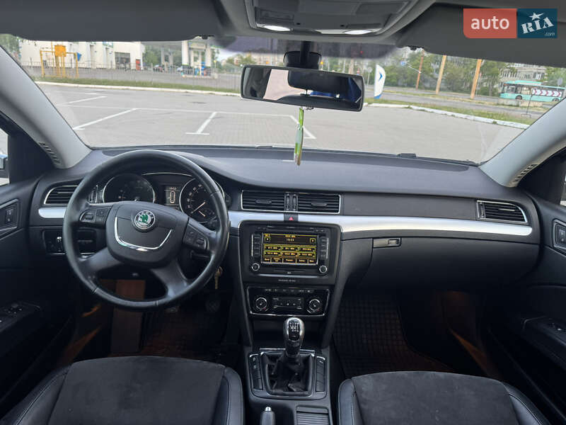 Универсал Skoda Superb 2010 в Сумах