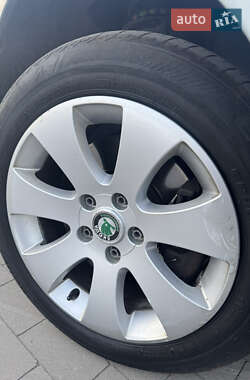 Универсал Skoda Superb 2010 в 