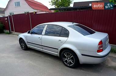 Лифтбек Skoda Superb 2007 в 